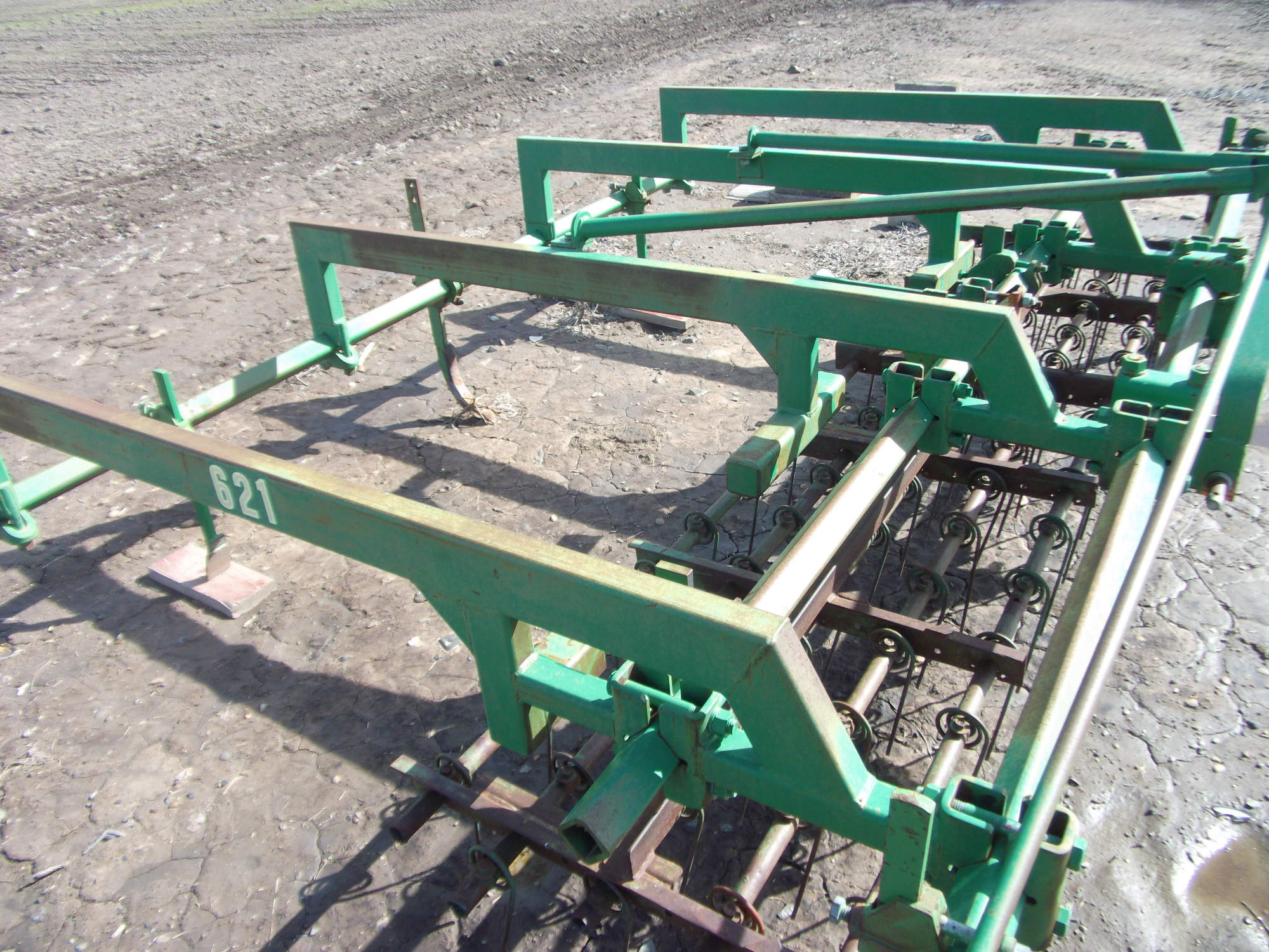 3pt 6 row bed harrow frame w/coil tines