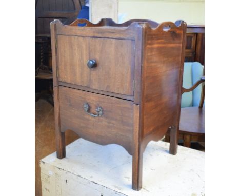 A 19th century mahogany tray top commode, 53.5 cm wide 