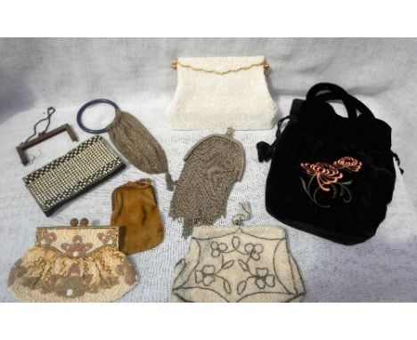 VINTAGE: A COLLECTION OF BEADED AND MESH EVENING BAGS