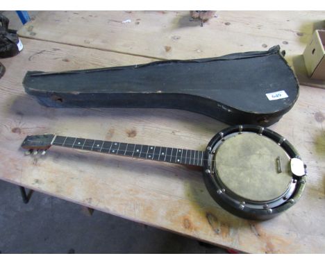  Sale Item:    CASED BANJO THE NEW WINDSOR (AF)   Vat Status:   No Vat   Buyers Premium:  This lot is subject to a Buyers Pre