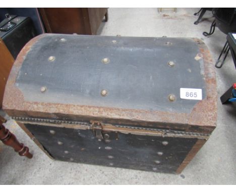  Sale Item:    DOME TRUNK (AF)   Vat Status:   No Vat   Buyers Premium:  This lot is subject to a Buyers Premium of 15% + Vat