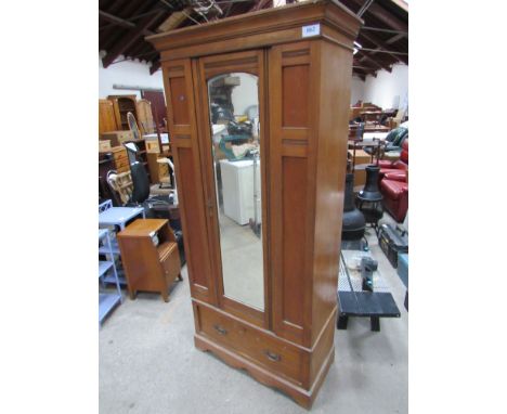  Sale Item:    MIRROR DOOR WARDROBE (AF)   Vat Status:   No Vat   Buyers Premium:  This lot is subject to a Buyers Premium of