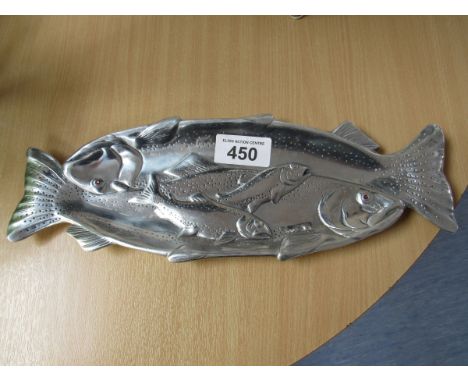  Sale Item:    ARTHUR COURT 1993 FISH PLATE   Vat Status:   No Vat   Buyers Premium:  This lot is subject to a Buyers Premium
