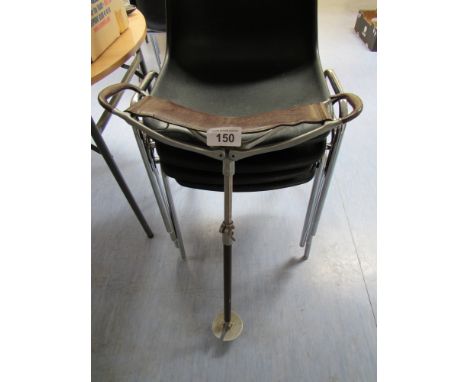  Sale Item:    SHOOTING STICK   Vat Status:   No Vat   Buyers Premium:  This lot is subject to a Buyers Premium of 15% + Vat 