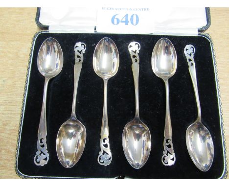  Sale Item:    CASED 6 SILVER TEASPOONS   Vat Status:   No Vat   Buyers Premium:  This lot is subject to a Buyers Premium of 