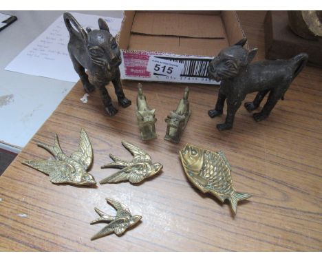 Sale Item:    BOX AFRICAN & OTHER BRASS ANIMALS (AF)  Vat Status:   No Vat   Buyers Premium:  This lot is subject to a Buyer