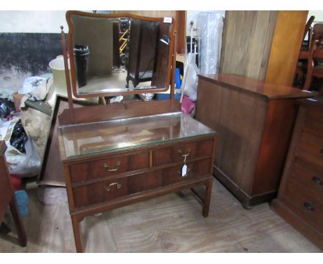  Sale Item:    MAHOGANY DRESSING TABLE   Vat Status:   No Vat   Buyers Premium:  This lot is subject to a Buyers Premium of 1