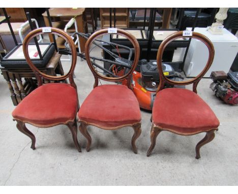  Sale Item:    3 MAHOGANY DINING CHAIRS   Vat Status:   No Vat   Buyers Premium:  This lot is subject to a Buyers Premium of 