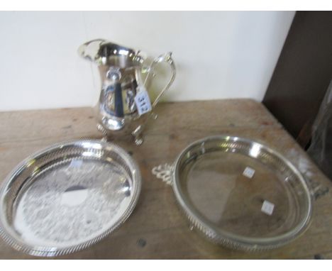  Sale Item:    E P WATER JUG TRAY & PYREX HOLDER  Vat Status:   No Vat   Buyers Premium:  This lot is subject to a Buyers Pre