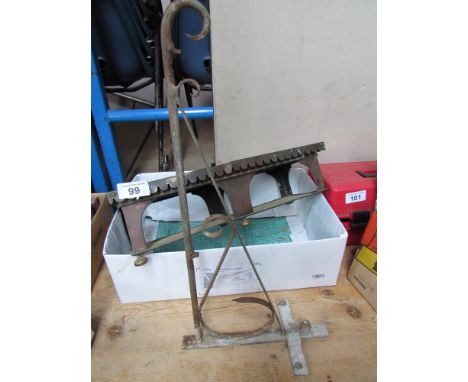  Sale Item:    BOYDS PATENT COPPER SALMON COOKER & BRACKET (AF)  Vat Status:   No Vat   Buyers Premium:  This lot is subject 