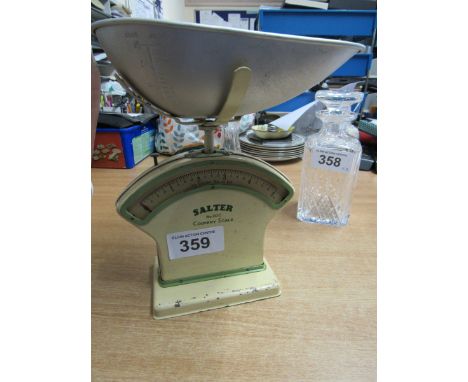  Sale Item:    SALTER KITCHEN SCALES   Vat Status:   No Vat   Buyers Premium:  This lot is subject to a Buyers Premium of 15%