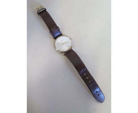 An International Watch company Schaffhausen 14ct gold manual wind gents wristwatch with 34mm case, some usage marks to glass,