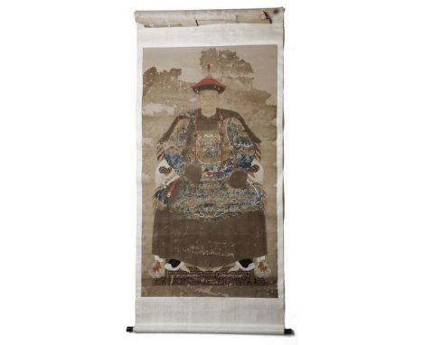 Chinese Art A large imperial portrait China, Qing dynasty, 18th century . . Cm 82,00 x 152,00.