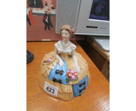 A crinoline lady trinket box
