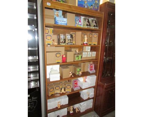 A 7 shelf book case