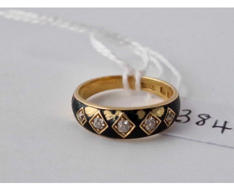 AN ANTIQUE ENAMEL AND DIAMOND RING, SILGHT CHIP TO ENAMEL, 18ct, size M, 4.8 g