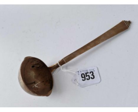 Georg Jensen double lipped sauce ladle. 7 in long, 65 gm