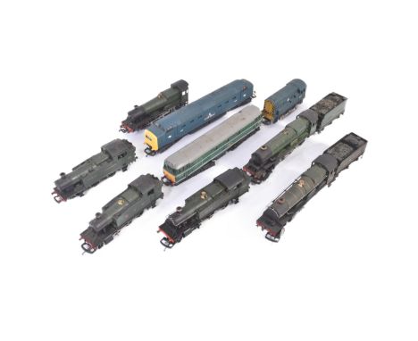 A collection of assorted steam and diesel OO gauge model railway trainset locomotive engines to include;&nbsp;Lima L201645 Cl