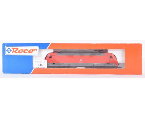 An original Roco made HO / OO gauge model railway trainset locomotive engine No. 43741&nbsp;DBAG 101 082 'Traffic'. Contents 
