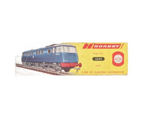 A vintage Hornby OO gauge model railway trainset locomotive ( body only ) with original box. The loco body being from engine 