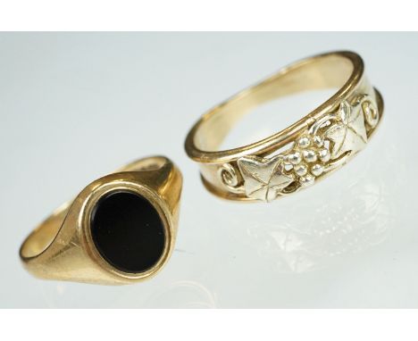 9ct yellow gold Gents ring with grape and vine leaf decoration, ring size U; together with an onyx 9ct gold signet ring, the 