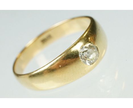 Diamond 18ct yellow gold ring, the round old cut diamond diameter measuring approx 4mm, the diamond weighing approx 0.33 cara