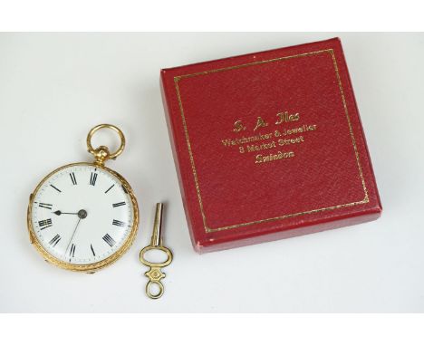 18ct yellow gold open face key wind small pocket watch, white enamel dial (dial chipped) black Roman numerals, poker hands, e