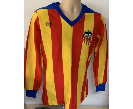 Mario Kempes 78/79 Valencia Match Worn UEFA Cup Football Shirt: Red and yellow with blue trim short sleeve number 9 shirt. Wo