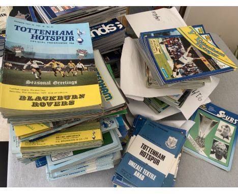 Tottenham Home Football Programmes: From 77/78 to 2004 in excellent condition. Must be some complete sets amongst these seaso