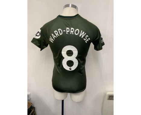 Southampton 2022 - 2023 Match Worn Football Shirt: Green away shirt match worn v Tottenham on 6 8 2022 number 8 Ward-Prowse t