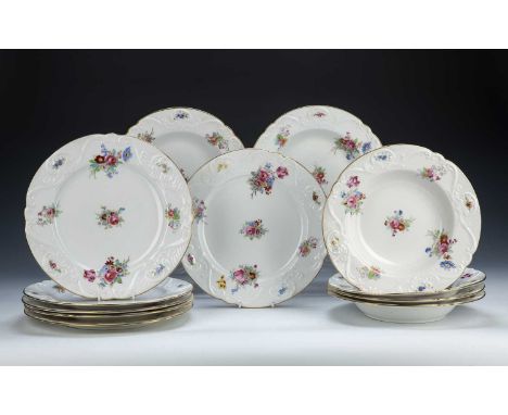 Set of six Copeland Spode soup bowlsand six matching plates, retailed by Davis Collimore and Co of New York.Condition report: