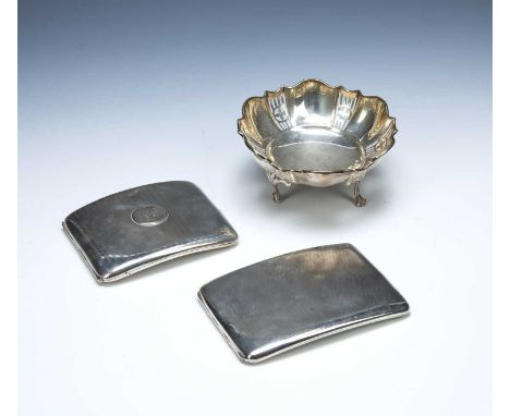 Collection of silver consisting of a pierced silver dish standing on three feet, bearing marks for Cornelius Desormeaux Saund