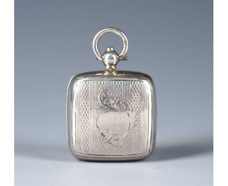 Silver sovereign casewith engine turned decoration, bearing marks for E J Houlston, Birmingham, 1908, 3cm across, 16g approx 