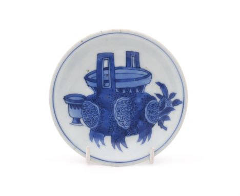 A small Chinese blue and white saucer, Kangxi, painted with a large censer in bright blue, 11cm diameter 清康熙 青花炉鼎图盘Condition 