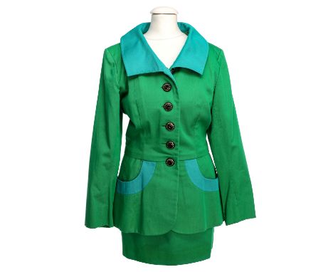 YVES SAINT LAURENT VINTAGE Kostüm, Gr. 36. Herstellergröße 38. Grünes Modell mit türkisfarbenen Details, Knopfverschluss mit 
