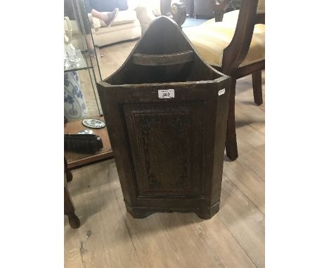 VINTAGE CARVED OAK UMBRELLA STAND