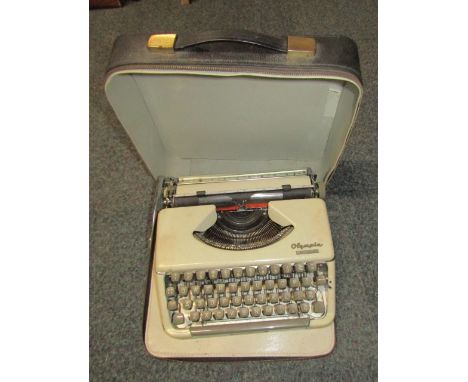 A cased typewriter. 