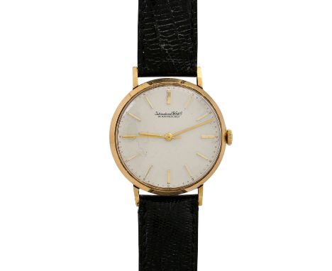   INTERNATIONAL WATCH COMPANY Vintage Herrenuhr. Ca. 1960er Jahre.   Gold 18K. Handaufzug-Werk, Kaliber 89. Lederband mit ori