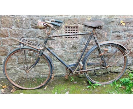 A Rudge Whitworth (serial no 141030) dated 1913-14 vintage gent's cycle with Brooks leather saddle