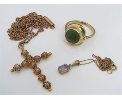 A mixed lot comprising 9ct necklace with claw-set seed pearl cross pendant, 14k cabochon jadeite ring, size M/N and 9ct neckl