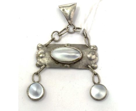 A late 19th/early 20th Century Arts and Crafts blister pearl pendant, 