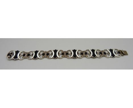 A Marius Hammer Norway silver and enamel bracelet, 23g 