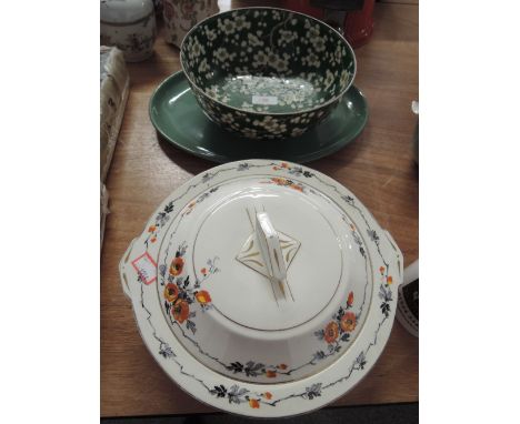 A selection of vintage ceramics including heavy oriental green enamel and flower bowl