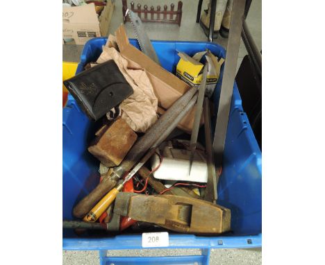 A selection of vintage garden and workmans tools