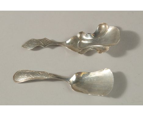 TWO 18TH CENTURY DUTCH SILVER CADDY SPOONS.