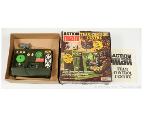 Palitoy Action Man Vintage Team Control Centre 34733 - includes searchlight but appears to be missing antenna - some corrosio