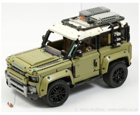 Lego Technic 42110 Land Rover Defender - pale green with white roof, model is built without instructions or packaging - gener