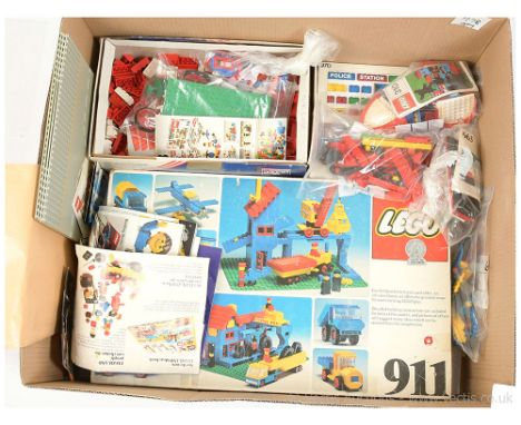 Vintage Lego to include Set 911 Universal Building Set 1976 in original hinged box, 970 17-piece Lighting Brick Set, 661 Aero