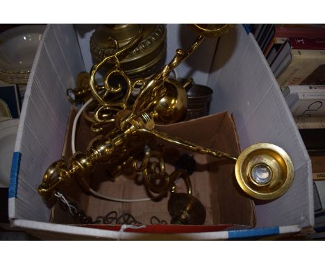 A converted brass oil lamp (no shade); two pestles and mortars; a brass five-branch modern ceiling light fitting; and other m