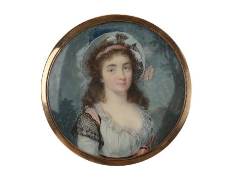 Augustin Dubourg1758 - 1800 ParisMiniatur einer Dame in einem elaborierten Seidenkleid und Hut mit blauer TüllgarniturEnde 18